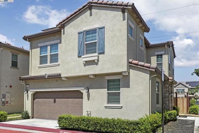 1205 S Ross Ct, Mountain House CA: https://media.crmls.org/mediaz/6d84f2c5-9774-4b7e-9be9-214403434c41.jpg