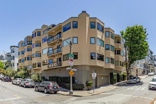 383 Lombard Street, San Francisco CA: https://media.crmls.org/mediaz/6d85426e-3e4f-48ca-8fd2-801419d0604a.jpg