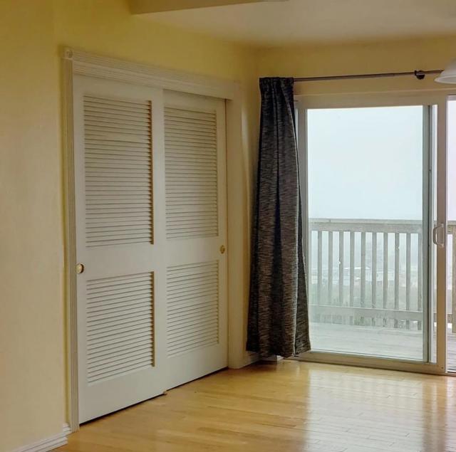432 Heathcliff Drive, Pacifica CA: https://media.crmls.org/mediaz/6d85fff3-e9bd-46e4-8945-a7ba3052e189.jpg