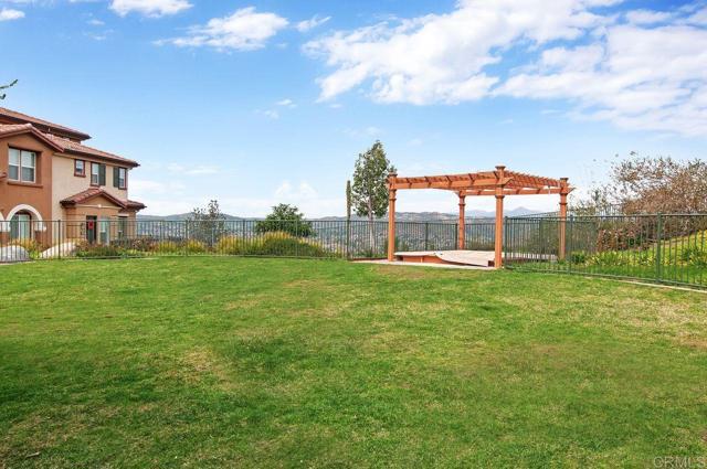 1605 Calabria Street, Santee CA: https://media.crmls.org/mediaz/6d864e9a-b059-48c9-a89c-54abeb2928e4.jpg