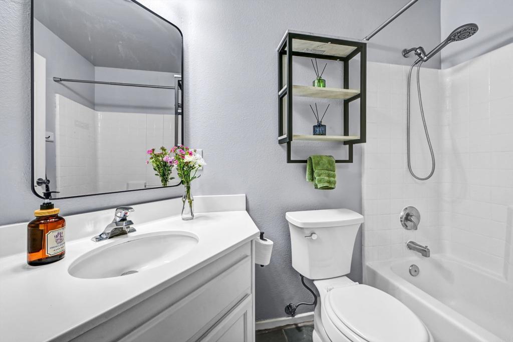 6072 Paseo Salinero - photo 9
