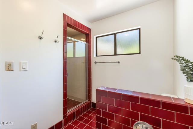 4308 Hayman Avenue, La Canada Flintridge CA: https://media.crmls.org/mediaz/6d86c6b6-cccb-4152-a3f1-b278e141daa9.jpg