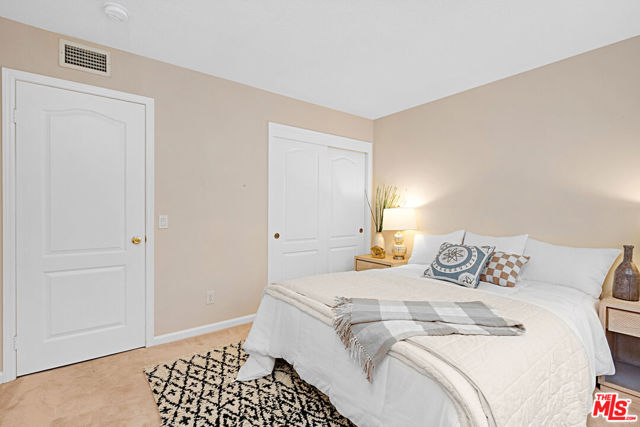 1668 Fox Springs Circle, Newbury Park CA: https://media.crmls.org/mediaz/6d87750d-9876-492c-accf-825b014f32ff.jpg
