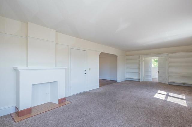 206 Cypress Avenue, Pacific Grove CA: https://media.crmls.org/mediaz/6d87d030-e7f6-48db-ae09-09c53052c3a0.jpg