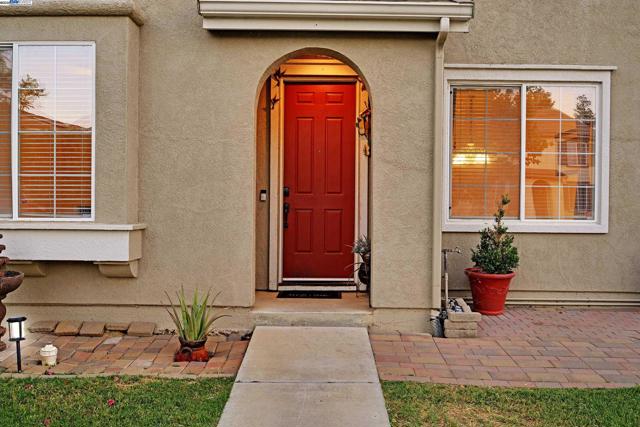 1419 Nubian St, Patterson CA: https://media.crmls.org/mediaz/6d88c4c5-a76e-4007-abb7-a65a41784e50.jpg