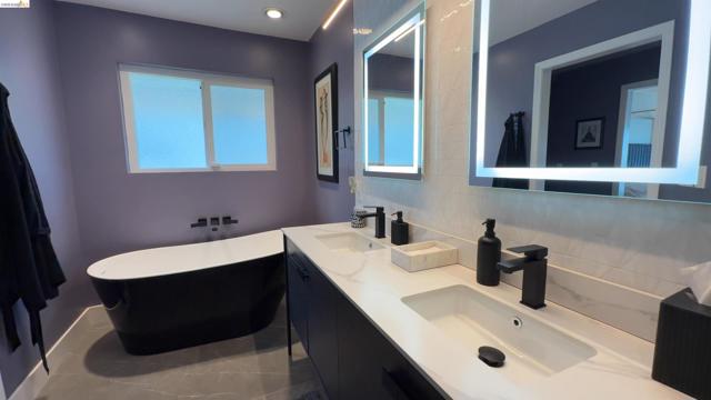 Image 32 of 43 For 2293 Reef Ct