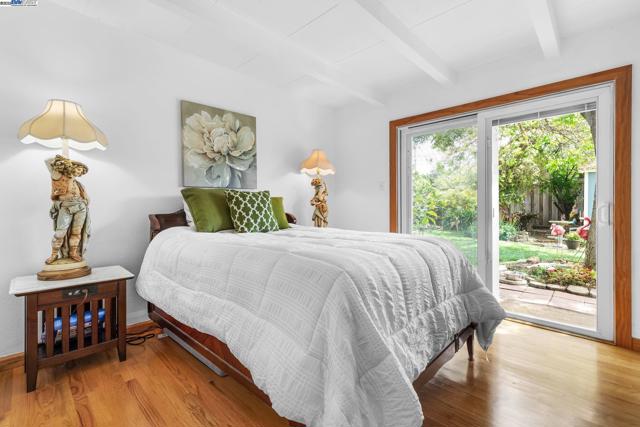 6364 Noel Ave, Newark CA: https://media.crmls.org/mediaz/6d88fb79-ab63-470e-8ad4-76515f1fa6be.jpg