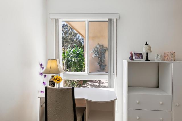1550 Frontera Way, Millbrae CA: https://media.crmls.org/mediaz/6d89e625-ece5-482f-871e-5de4c82e3628.jpg