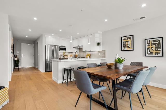 30 Hermosa Avenue, Millbrae CA: https://media.crmls.org/mediaz/6d8a0363-66d7-4143-ae9f-990112910b0c.jpg