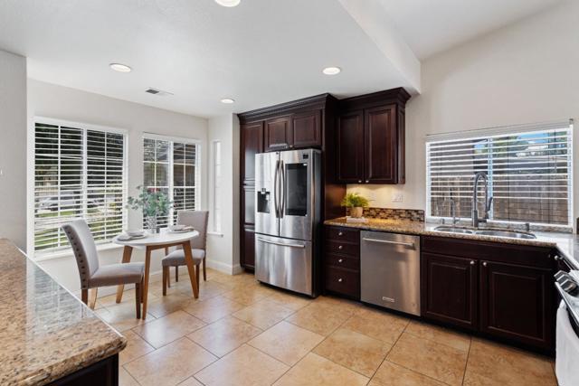 2190 Glarner Street, Hollister CA: https://media.crmls.org/mediaz/6d8b85ab-199e-489b-93f6-be48ef3f4892.jpg