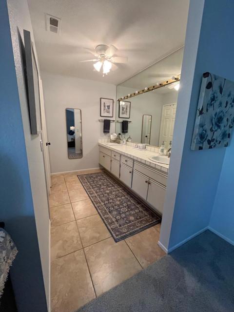 43954 Via Granada, Palm Desert CA: https://media.crmls.org/mediaz/6d8ccf45-b7b1-473a-8a36-8e7daa3b9d80.jpg