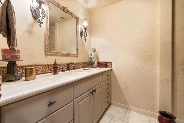 49240 Jfk Trail, Palm Desert CA: https://media.crmls.org/mediaz/6d8d59e6-6847-4315-b62d-3e8844d34558.jpg