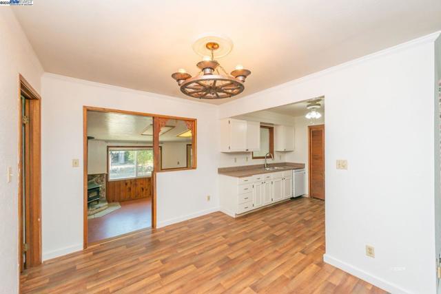 395 Masonic Ln, Weaverville CA: https://media.crmls.org/mediaz/6d902d7e-2b72-4466-9b58-8d7fb5917387.jpg