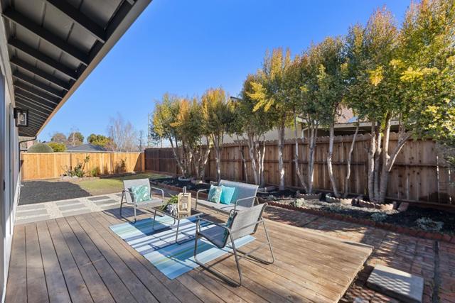 3004 Vistamont Drive, San Jose CA: https://media.crmls.org/mediaz/6d904265-2f99-461a-95ce-adc0887ae5f4.jpg