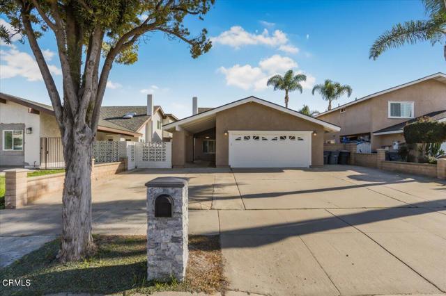 3630 Dallas Drive, Oxnard CA: https://media.crmls.org/mediaz/6d9316ba-7320-4b77-ad70-f26d8b4e2843.jpg