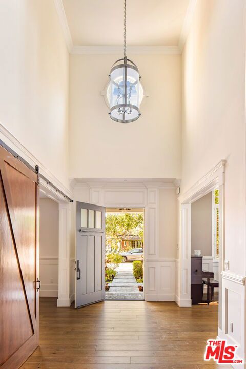 Image 6 of 23 For 4505 Morella Avenue