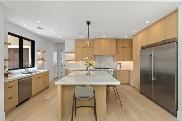 18061 Saratoga Los Gatos Road, Monte Sereno CA: https://media.crmls.org/mediaz/6d9419e3-bcf9-4b35-81dc-1897d47b65b3.jpg