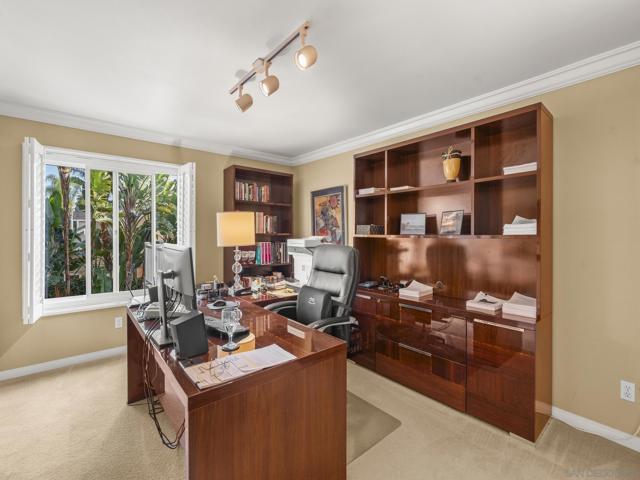 6502 La Paloma St., Carlsbad CA: https://media.crmls.org/mediaz/6d94a7a3-d39b-4403-a5b1-39365998045b.jpg