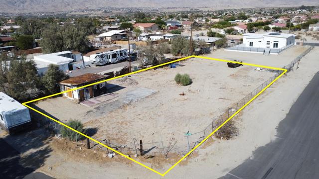 16830 Via Corto, Desert Hot Springs CA: https://media.crmls.org/mediaz/6d954a9c-0d7b-4ae4-b007-53bd1adf6a07.jpg