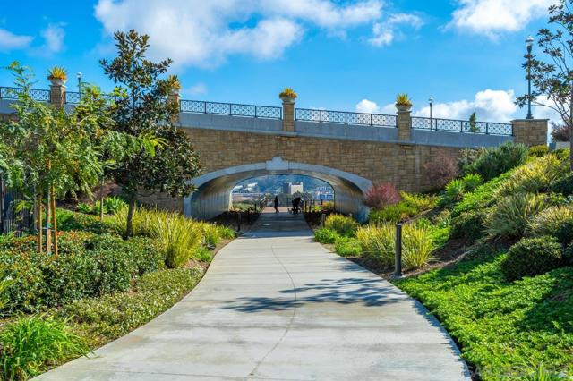7839 Inception Way, San Diego CA: https://media.crmls.org/mediaz/6d960e7c-4b4e-4e77-9e87-54a2a0746747.jpg