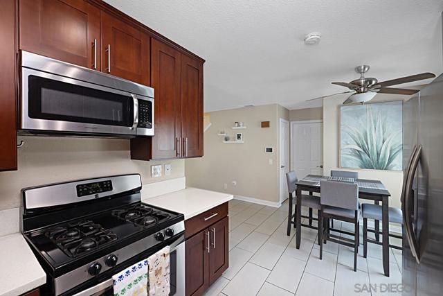 2150 Rebecca Way, Lemon Grove CA: https://media.crmls.org/mediaz/6d9620db-e8c0-4a2a-b868-305a7578ae46.jpg