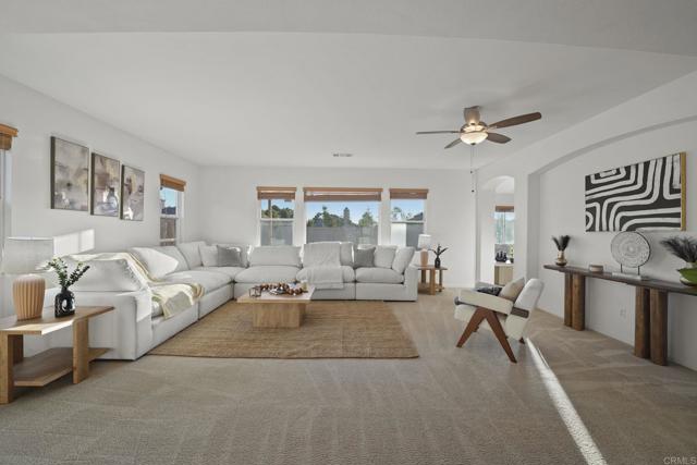 Detail Gallery Image 3 of 49 For 1418 Oakpoint Ave, Chula Vista,  CA 91913 - 5 Beds | 3 Baths