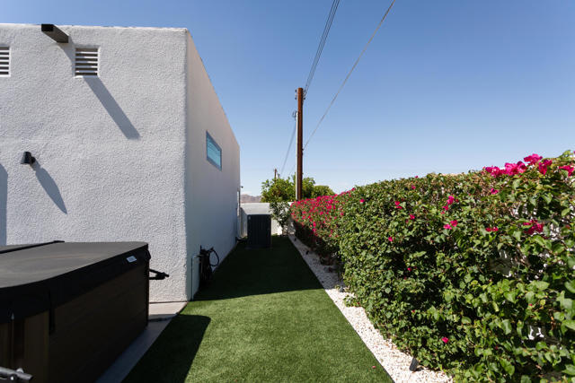 53770 Avenida Rubio, La Quinta CA: https://media.crmls.org/mediaz/6d976a53-2956-4c7c-8ddd-796073fca8d5.jpg