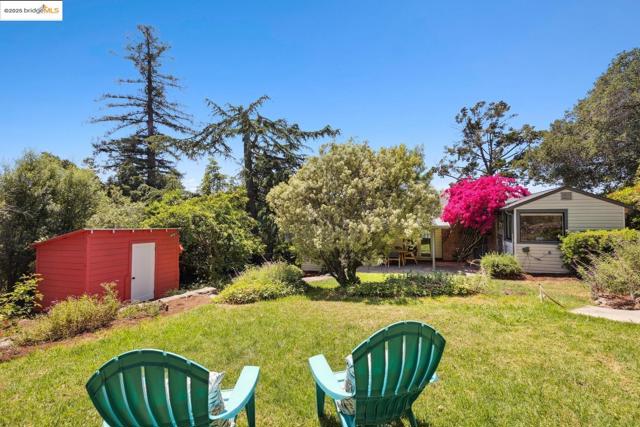 10 Wilding LN, Oakland CA: https://media.crmls.org/mediaz/6d97eaac-684b-40d6-a707-ae5ba2d061b4.jpg