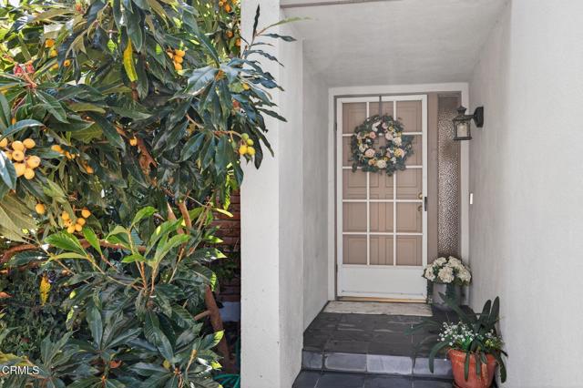 Detail Gallery Image 9 of 62 For 1610 Edgewater Ln, Camarillo,  CA 93010 - 3 Beds | 2/1 Baths