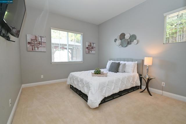 Image 16 of 59 For 5458 Sherwood Way