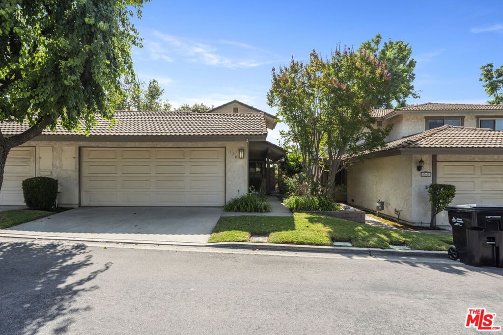 170 Oak Forest Circle