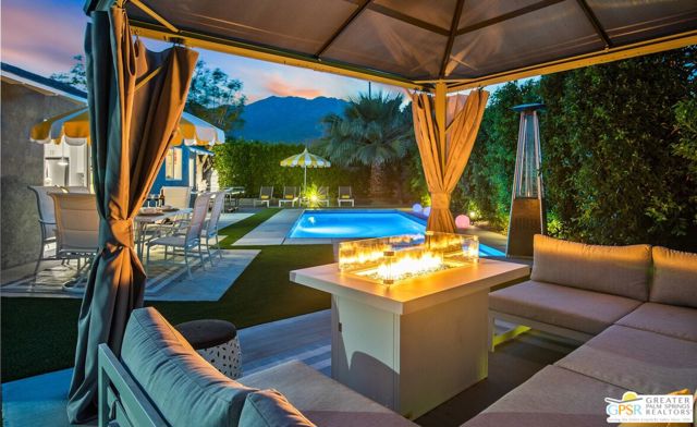 3784 E Calle San Raphael, Palm Springs CA: https://media.crmls.org/mediaz/6d99329d-451a-4c60-96e2-a3de0a55ad2d.jpg