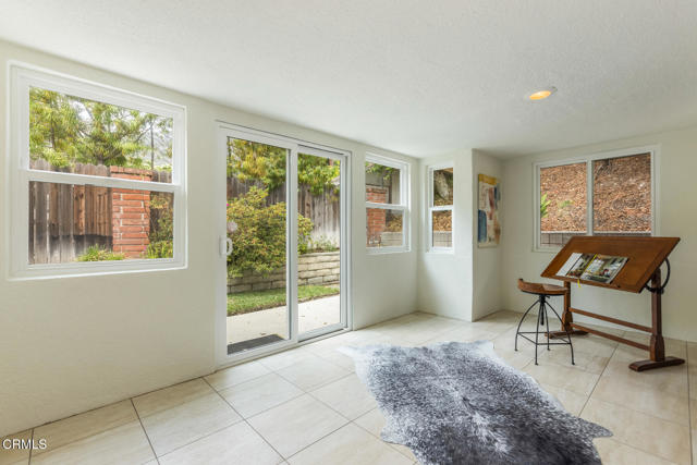 5766 Briartree Drive, La Canada Flintridge CA: https://media.crmls.org/mediaz/6d999371-46f3-49d1-ae9d-689975f22d77.jpg