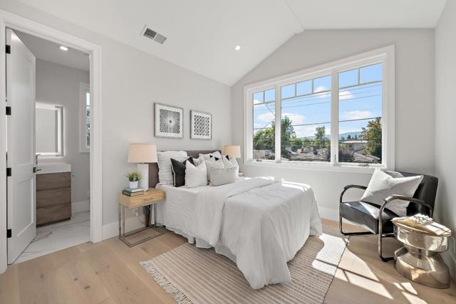 263 Belmont Avenue, Redwood City CA: https://media.crmls.org/mediaz/6d9ab062-b6cc-4dcb-919c-dbd01c4927ac.jpg