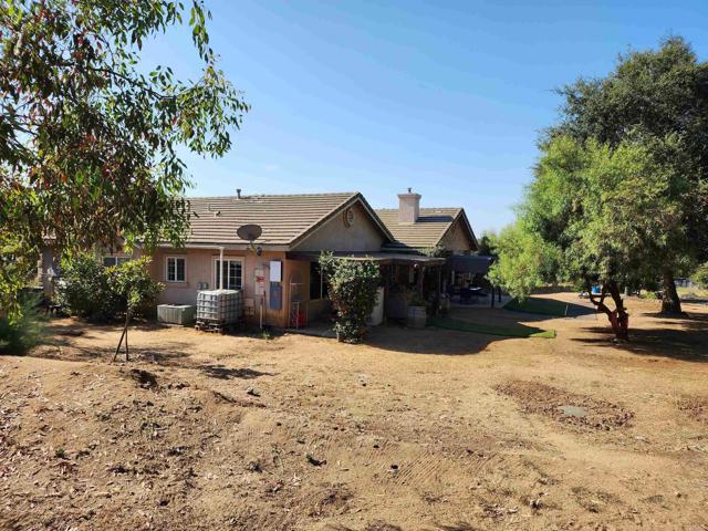 Detail Gallery Image 24 of 54 For 27252 Shiloh Ln, Valley Center,  CA 92082 - 4 Beds | 3 Baths