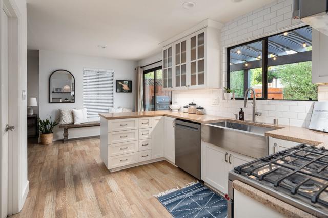 6732 Antilope St, Carlsbad CA: https://media.crmls.org/mediaz/6d9c9c8e-3269-4ef3-8513-2ca2837f12e2.jpg
