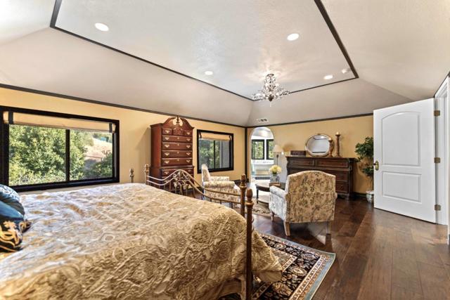 1128 Foxhurst Way, San Jose CA: https://media.crmls.org/mediaz/6d9d0ed1-abfb-46be-a95d-563ba4861804.jpg