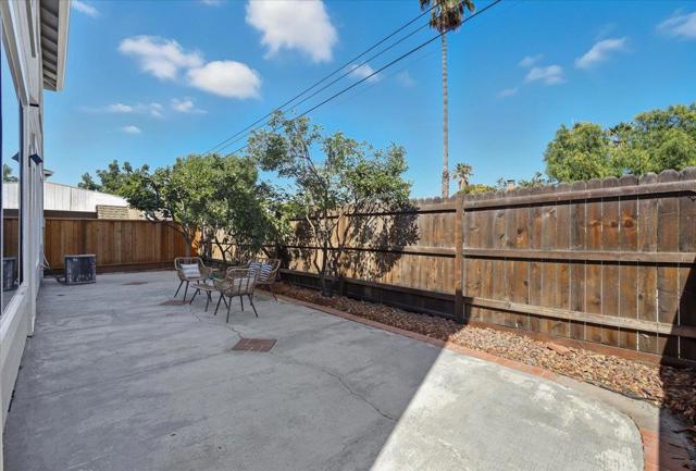 230 Packing Place, San Jose CA: https://media.crmls.org/mediaz/6d9d2f11-a691-4cda-8c19-5bb07f84d091.jpg