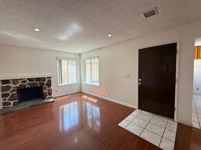835 Saraband Way, San Jose CA: https://media.crmls.org/mediaz/6d9e473e-f1f4-4261-a00b-9729d1f3bd86.jpg