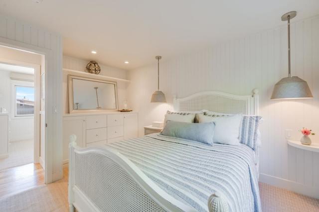 621 Beach Drive, Aptos CA: https://media.crmls.org/mediaz/6d9e8b1b-4f4e-4ebb-ab18-698d71734df3.jpg