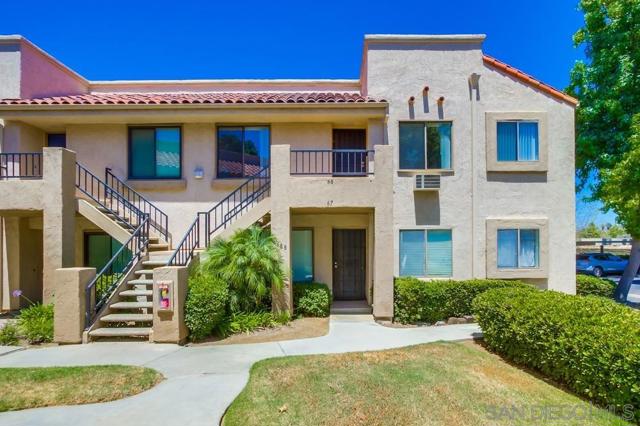 8488 New Salem St, San Diego CA: https://media.crmls.org/mediaz/6d9f569a-00a5-4fb1-90c9-99768a431225.jpg