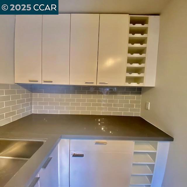 2011 Rutherford, Oakland CA: https://media.crmls.org/mediaz/6d9fd23e-678d-4277-94f3-cecd82784490.jpg
