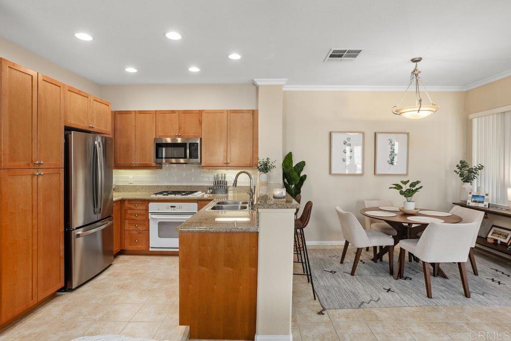12737 Savannah Creek Drive - photo 14