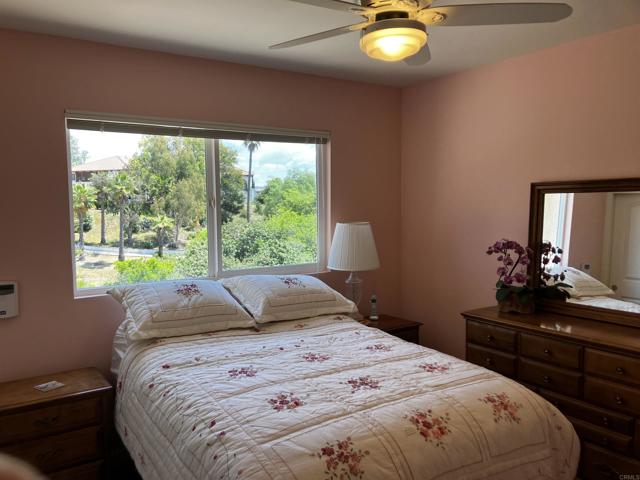 2626 Sunset, Escondido CA: https://media.crmls.org/mediaz/6da077e7-57f8-46f1-99be-5bb83c81a62e.jpg