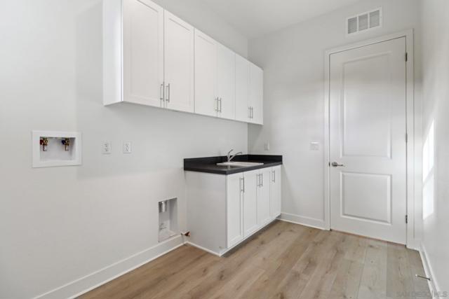 29527 Viking View Ln, Valley Center CA: https://media.crmls.org/mediaz/6da1b264-2332-4469-bbb8-51f1f463e51b.jpg
