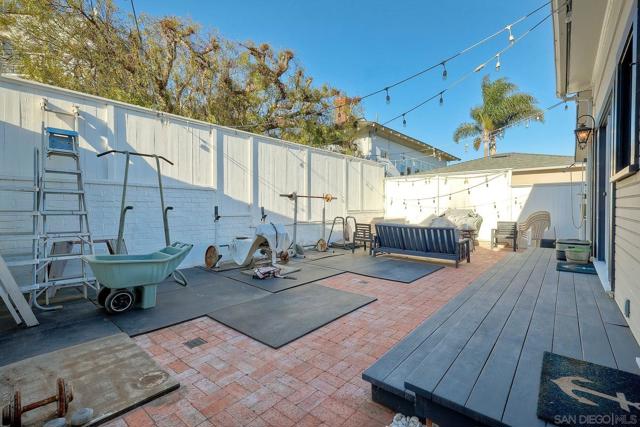 952 Rosecrans, San Diego, California 92106, 5 Bedrooms Bedrooms, ,4 BathroomsBathrooms,Single Family Residence,For Sale,Rosecrans,240028476SD