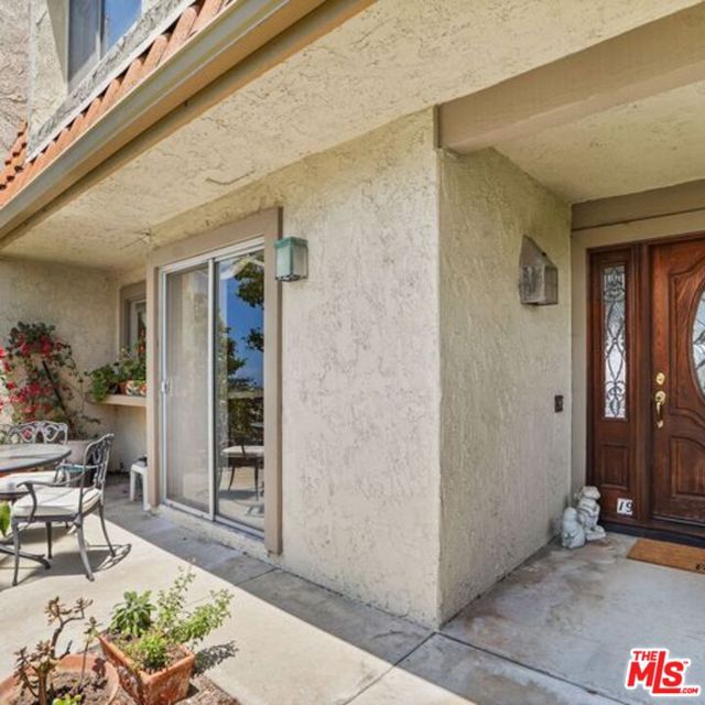 19 Hilltop Circle, Rancho Palos Verdes, California 90275, 2 Bedrooms Bedrooms, ,2 BathroomsBathrooms,Residential,Sold,Hilltop,22181005