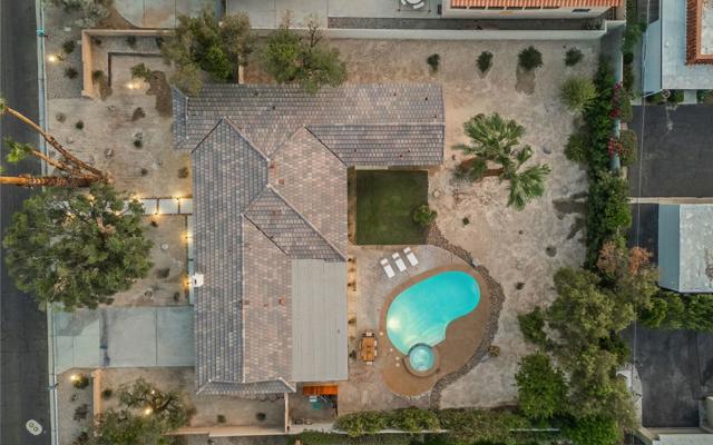 45715 Verba Santa Drive, Palm Desert CA: https://media.crmls.org/mediaz/6da3aa39-282e-4960-a0dd-430740a64787.jpg