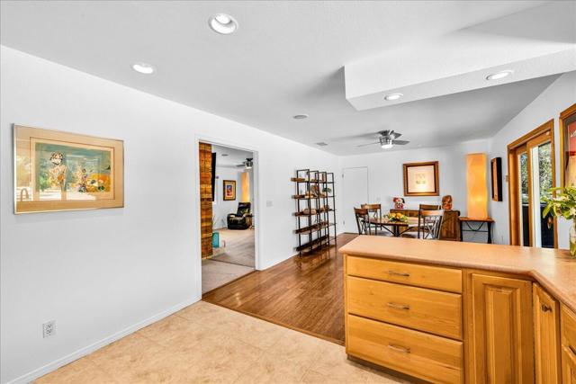 68035 Valley Vista Drive, Cathedral City CA: https://media.crmls.org/mediaz/6da4041d-5d4b-4fff-909b-04230953e3b3.jpg
