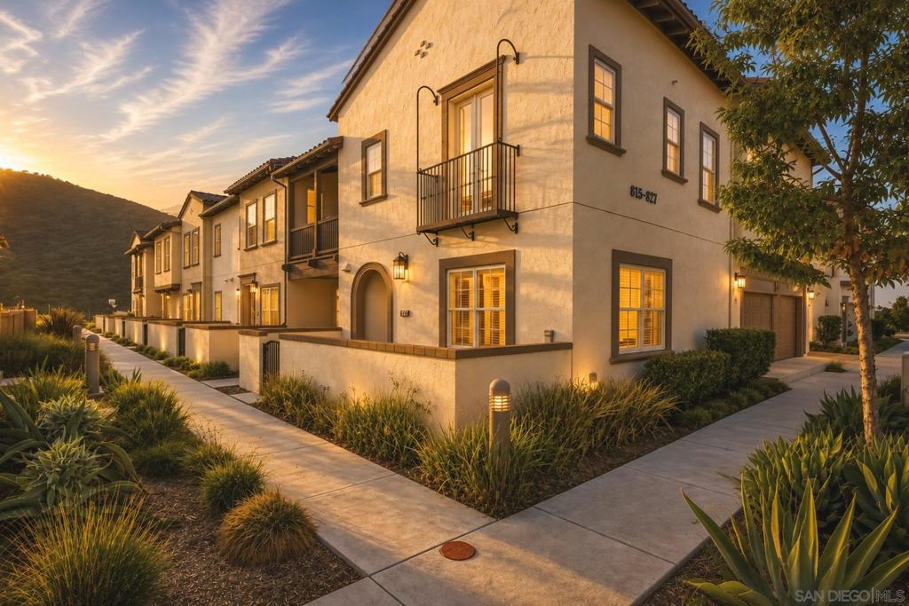 827 Blackstone - photo 3